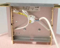 Vägglampa glas / guld