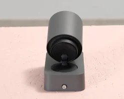 Vägglampa svart