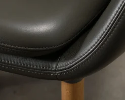 Vitra HAL fåtölj med fotpall grå