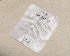 Woven Works Arc ullmatta ø 160 cm vit / beige