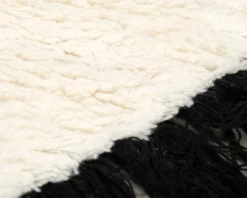 Woven Works Arc ullmatta 250 cm vit / svart