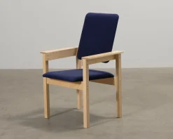 Yrjö Wiherheimo Saari stol mörkblå